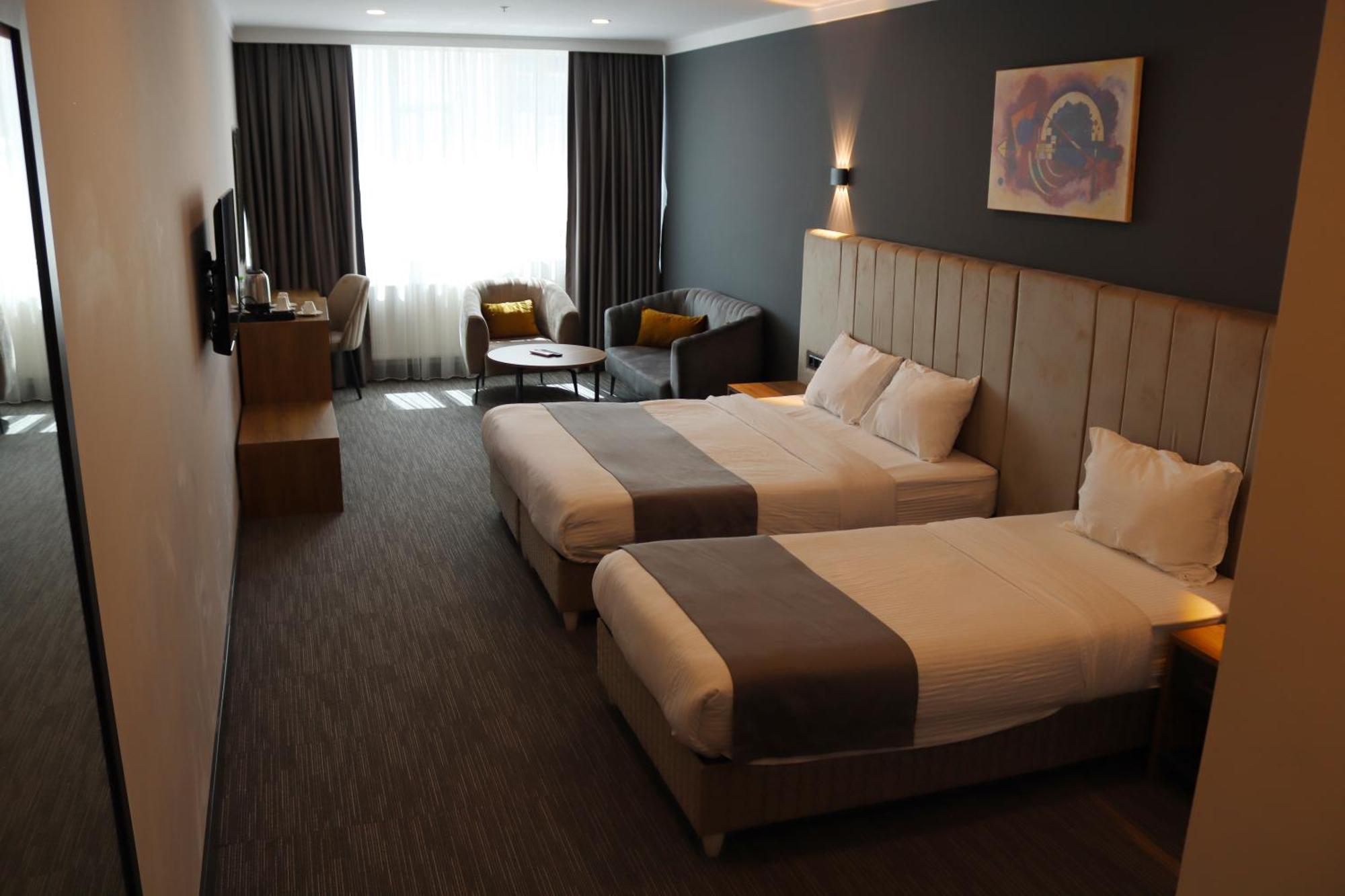 Home Plus Hotel Istanbul Exterior foto