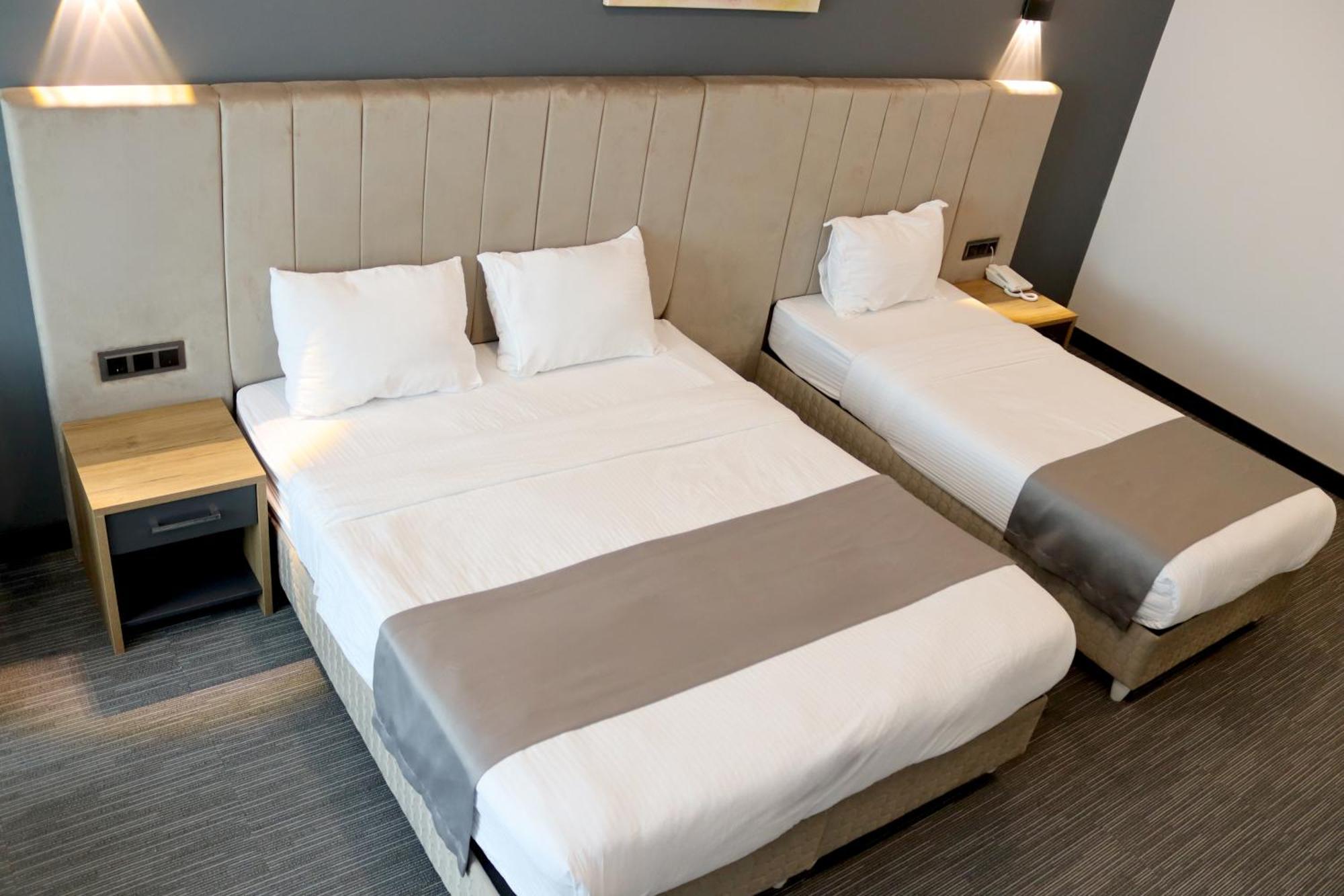 Home Plus Hotel Istanbul Exterior foto