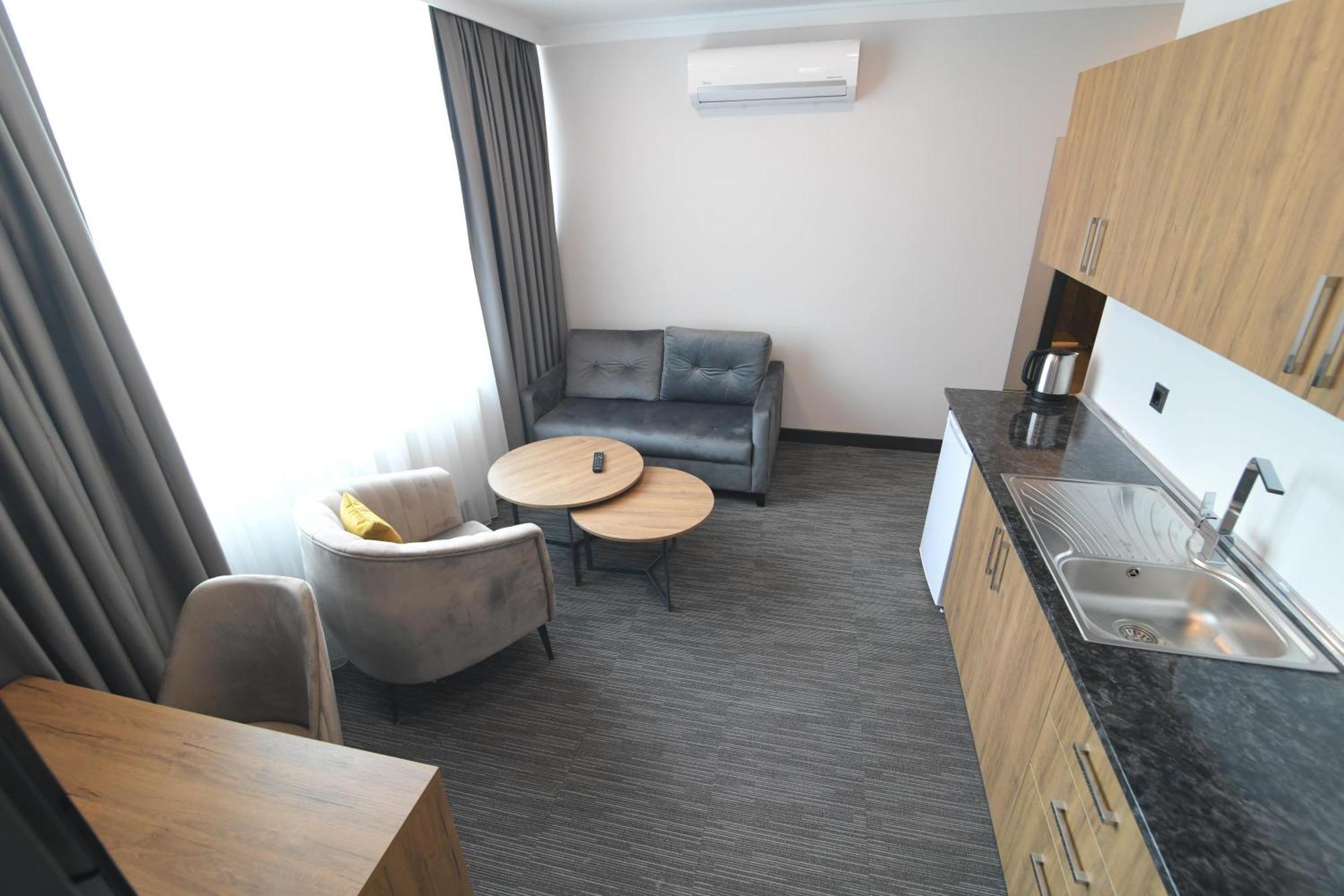 Home Plus Hotel Istanbul Exterior foto