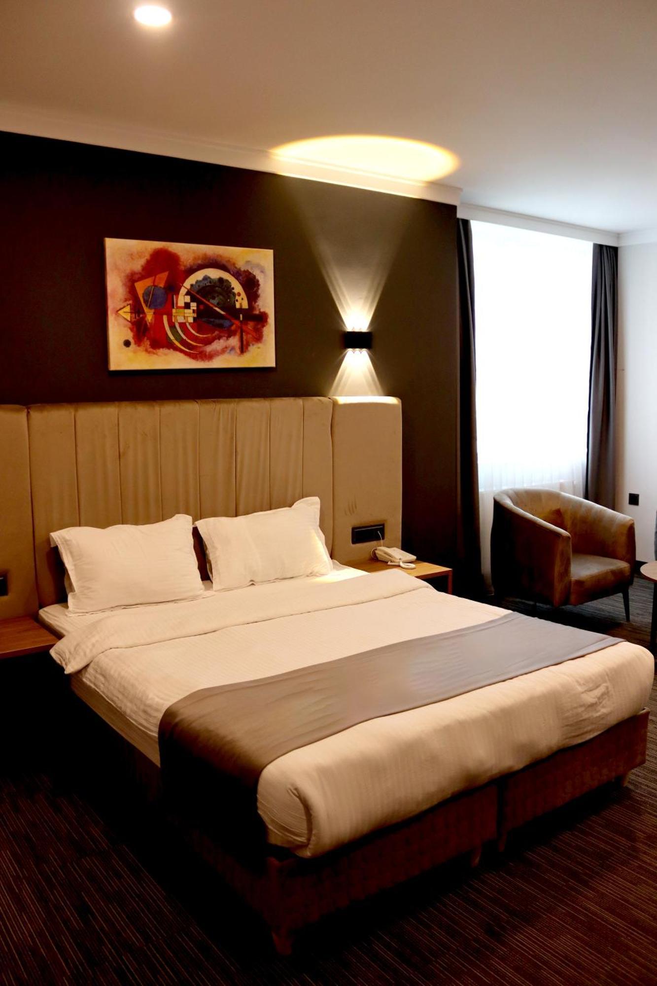 Home Plus Hotel Istanbul Exterior foto