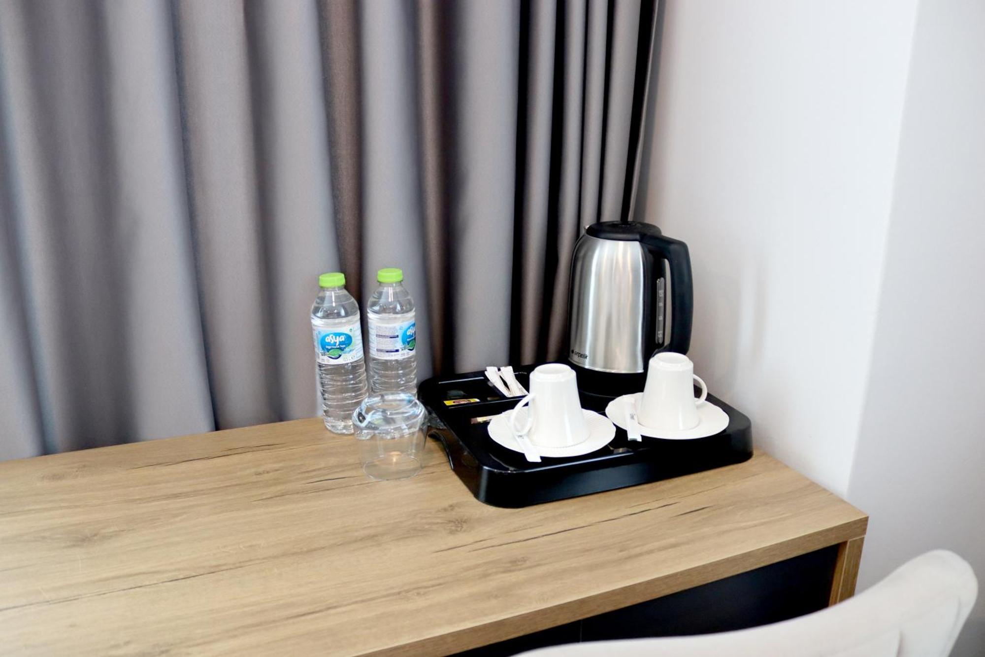 Home Plus Hotel Istanbul Exterior foto