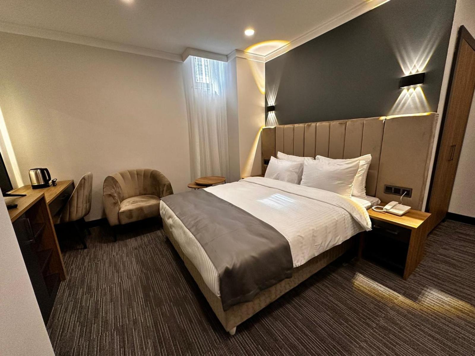 Home Plus Hotel Istanbul Exterior foto