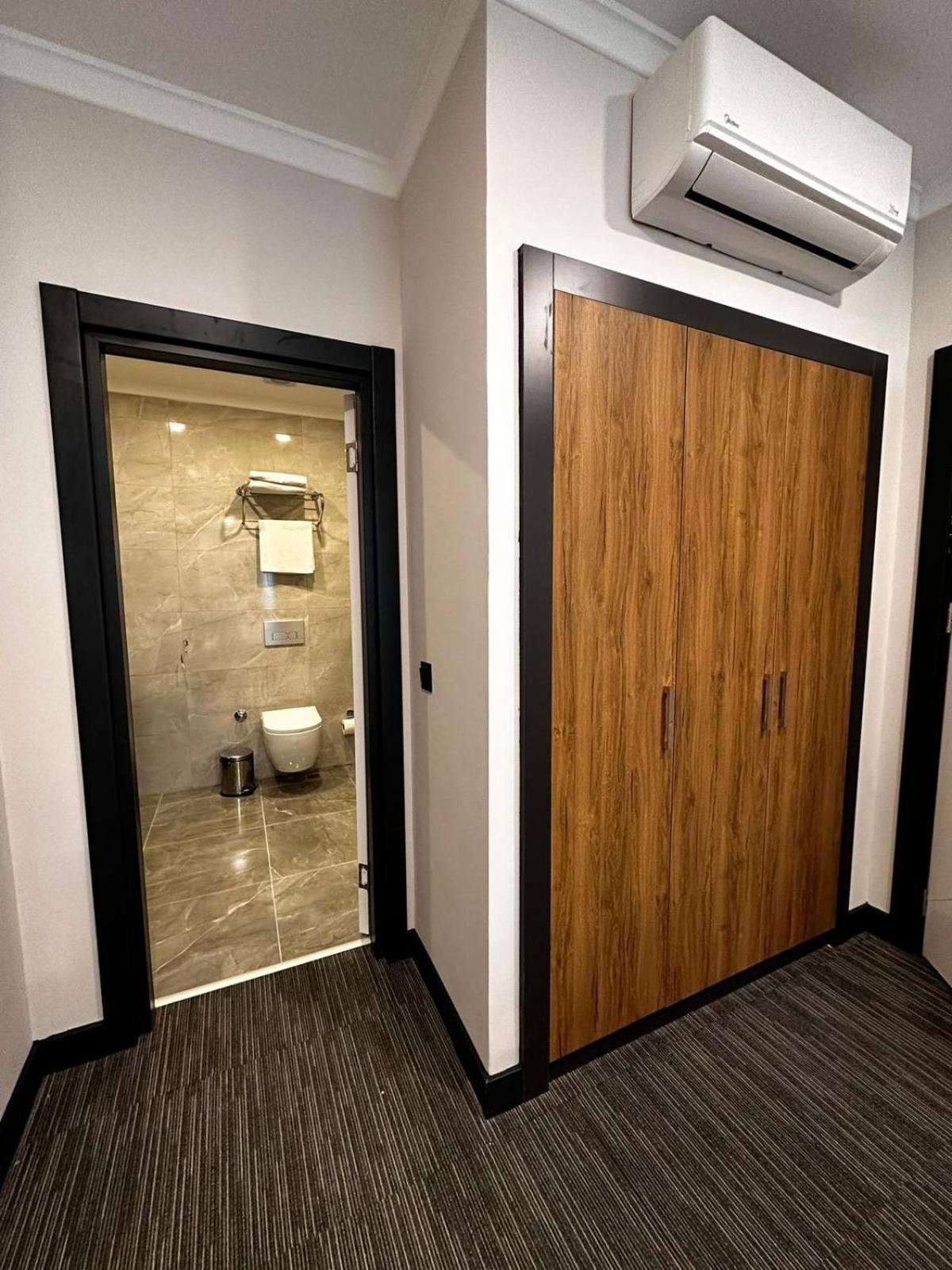 Home Plus Hotel Istanbul Exterior foto