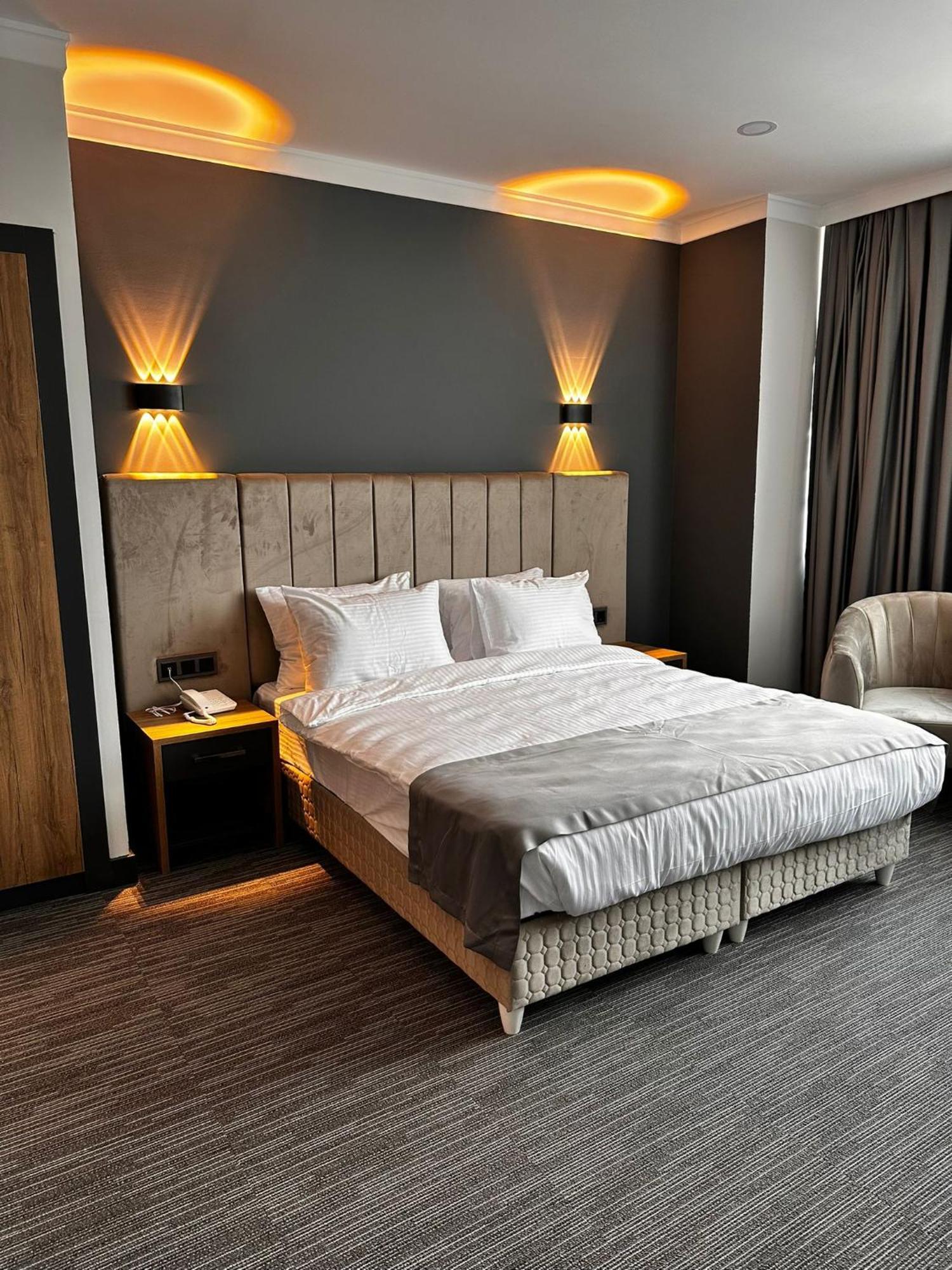 Home Plus Hotel Istanbul Exterior foto