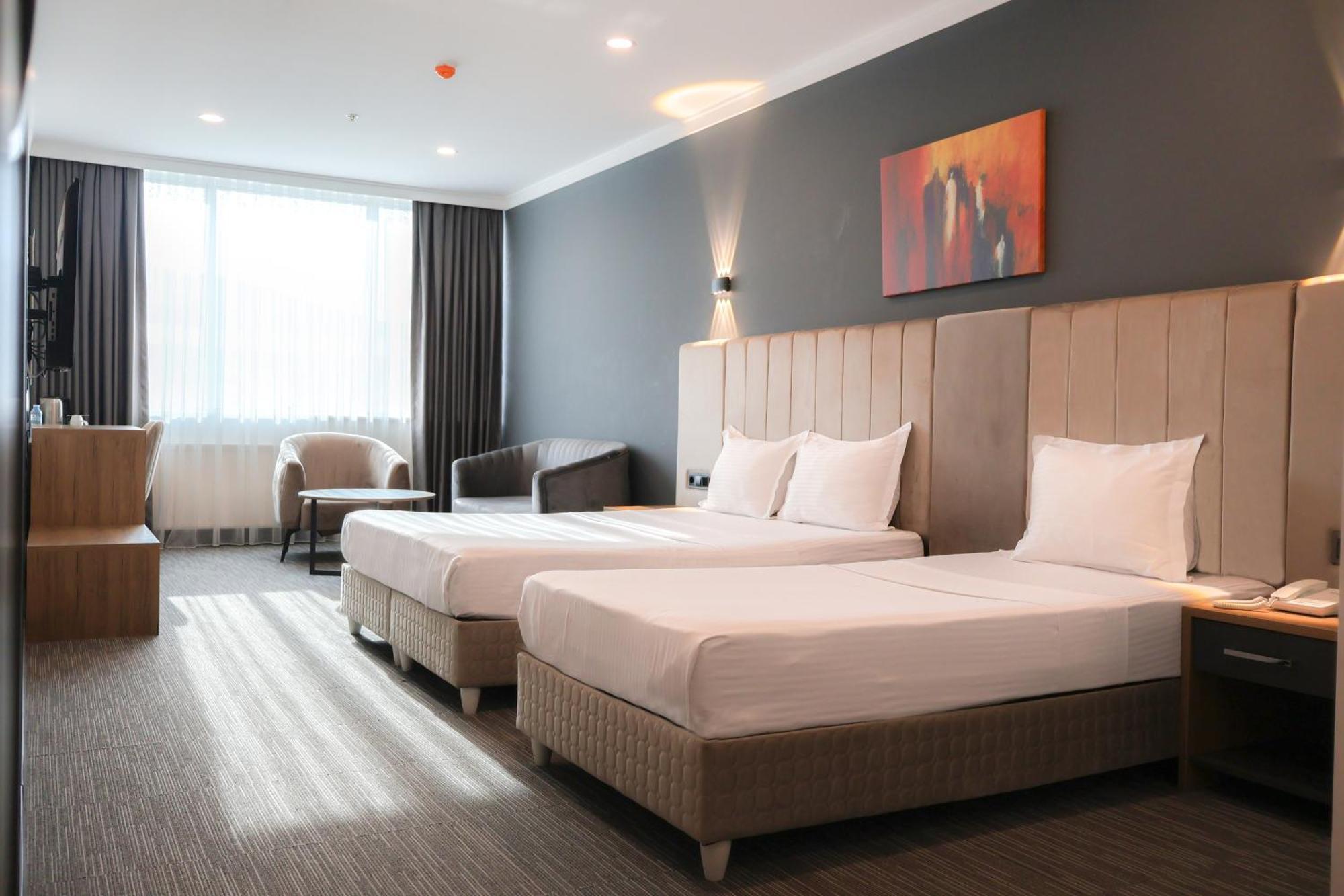 Home Plus Hotel Istanbul Exterior foto
