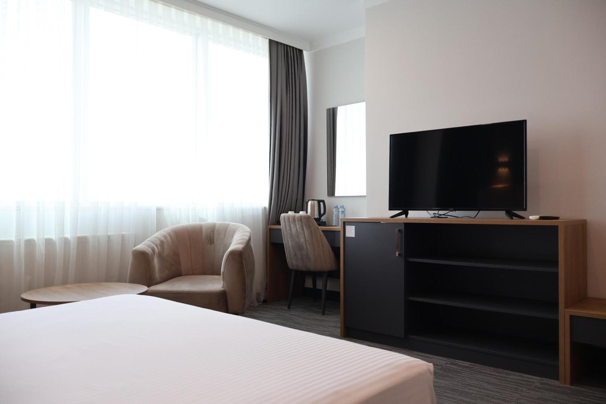 Home Plus Hotel Istanbul Exterior foto