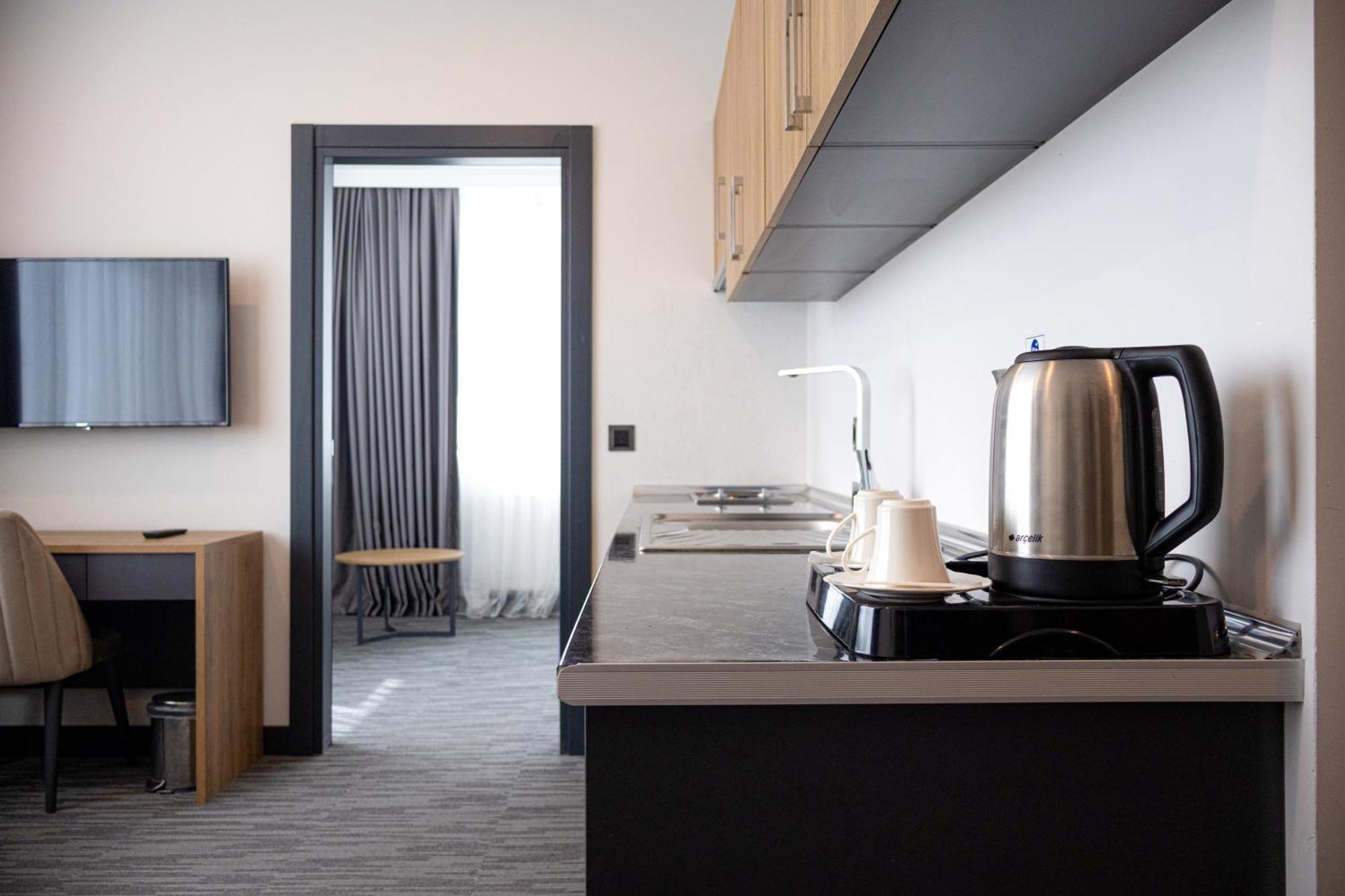 Home Plus Hotel Istanbul Exterior foto