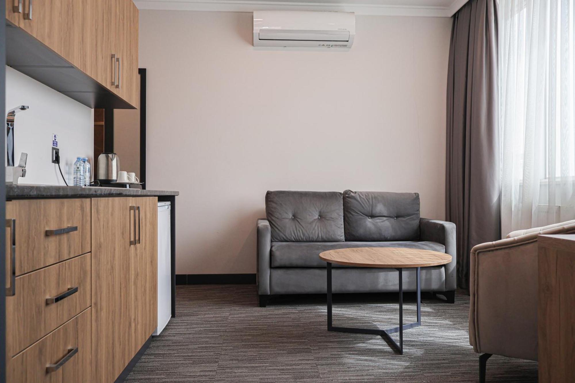 Home Plus Hotel Istanbul Exterior foto