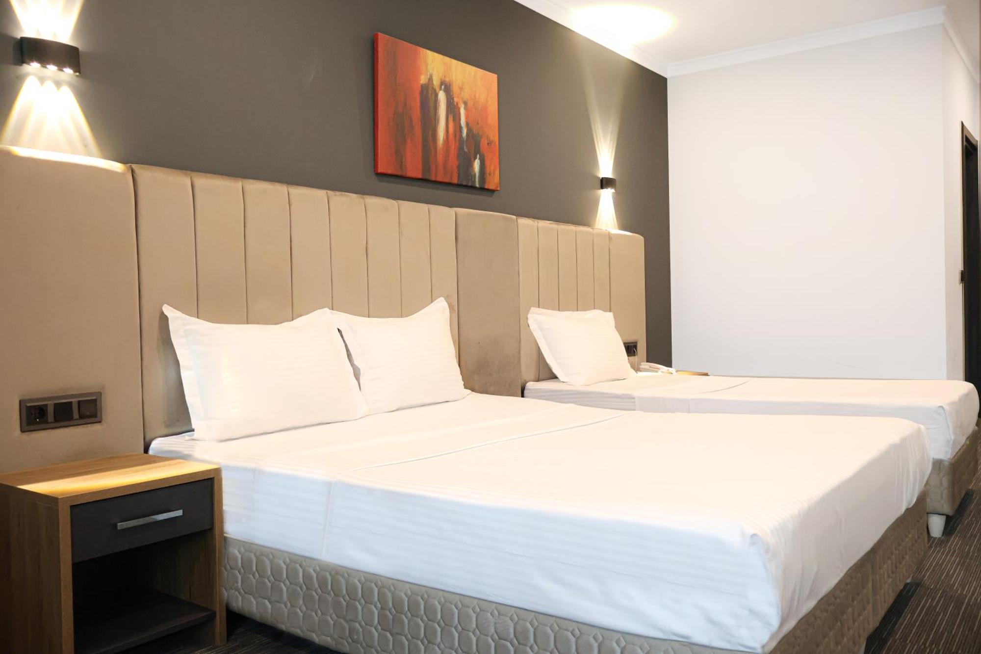 Home Plus Hotel Istanbul Exterior foto